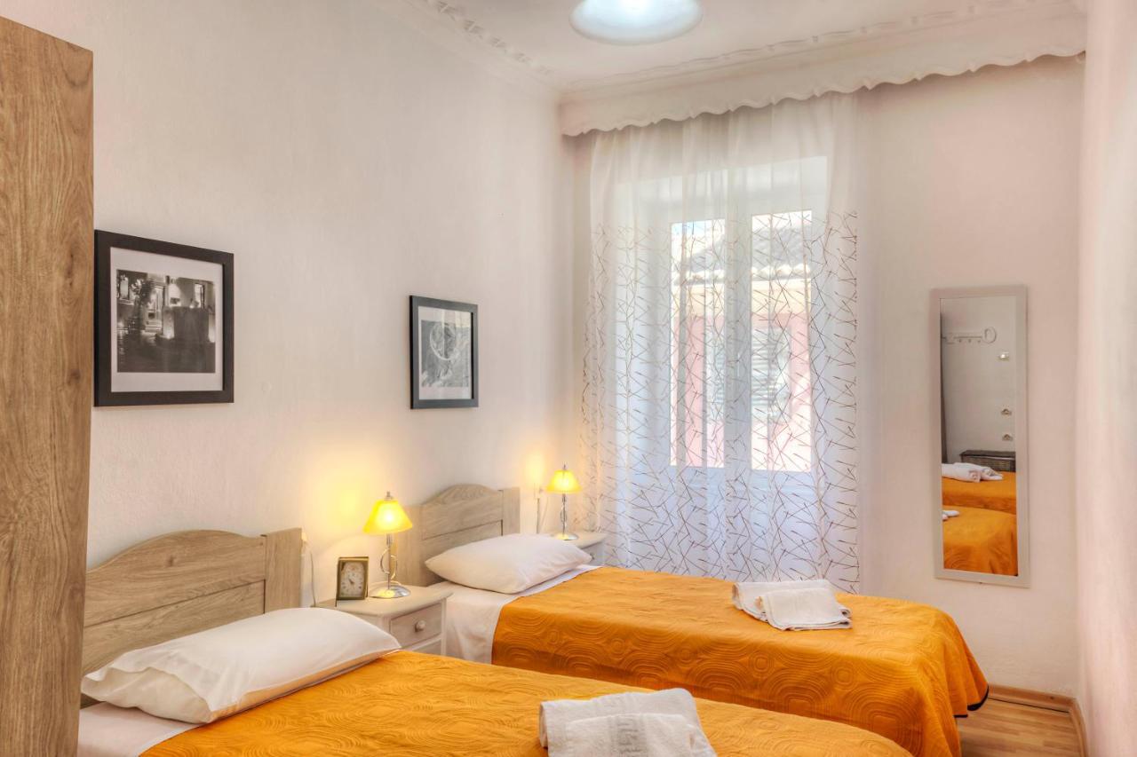 Theodora'S Old Corfu Home ภายนอก รูปภาพ